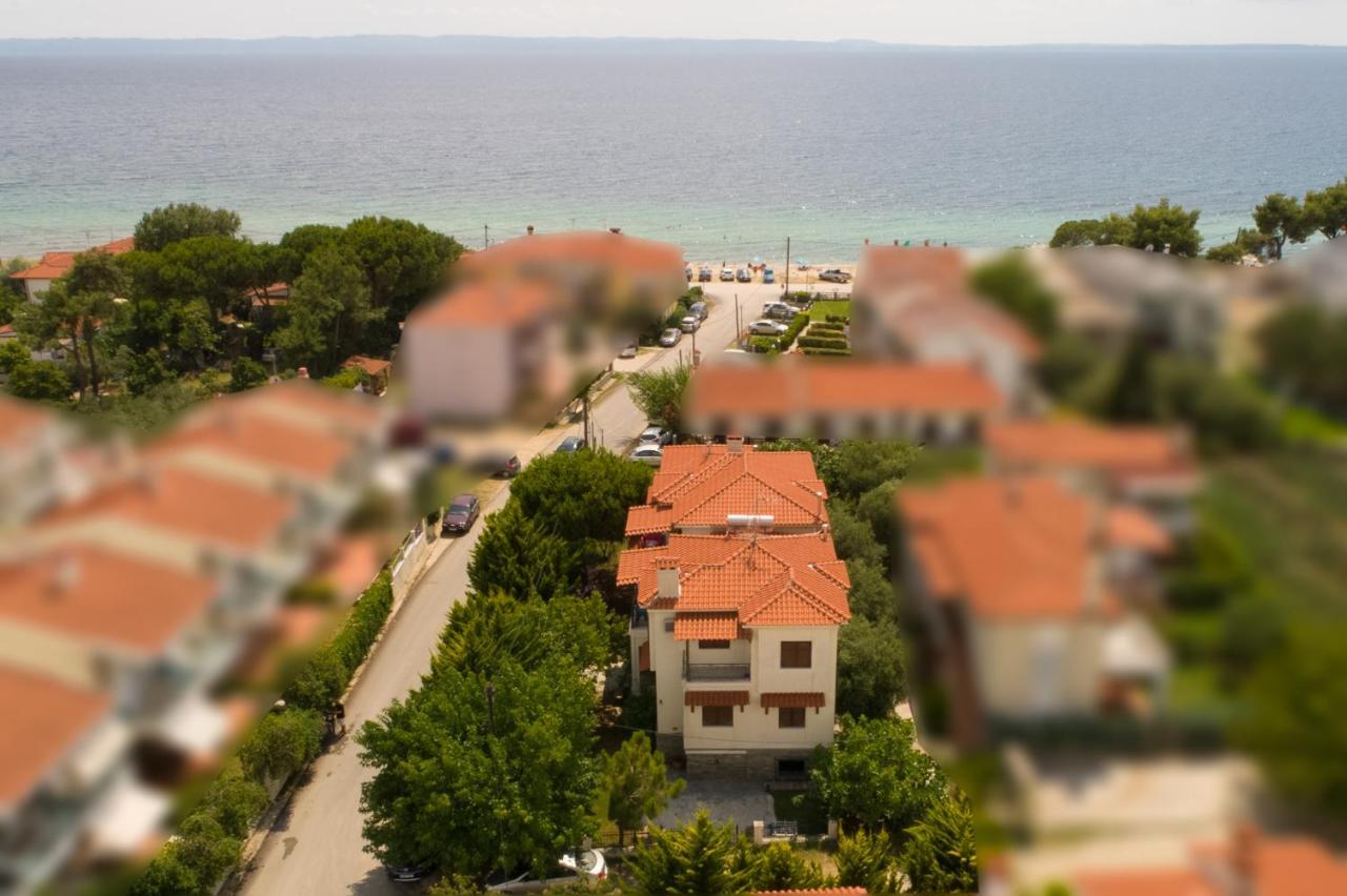 Seasidelongo Houses 1 Min From The Beach Of Nikiti Exterior foto
