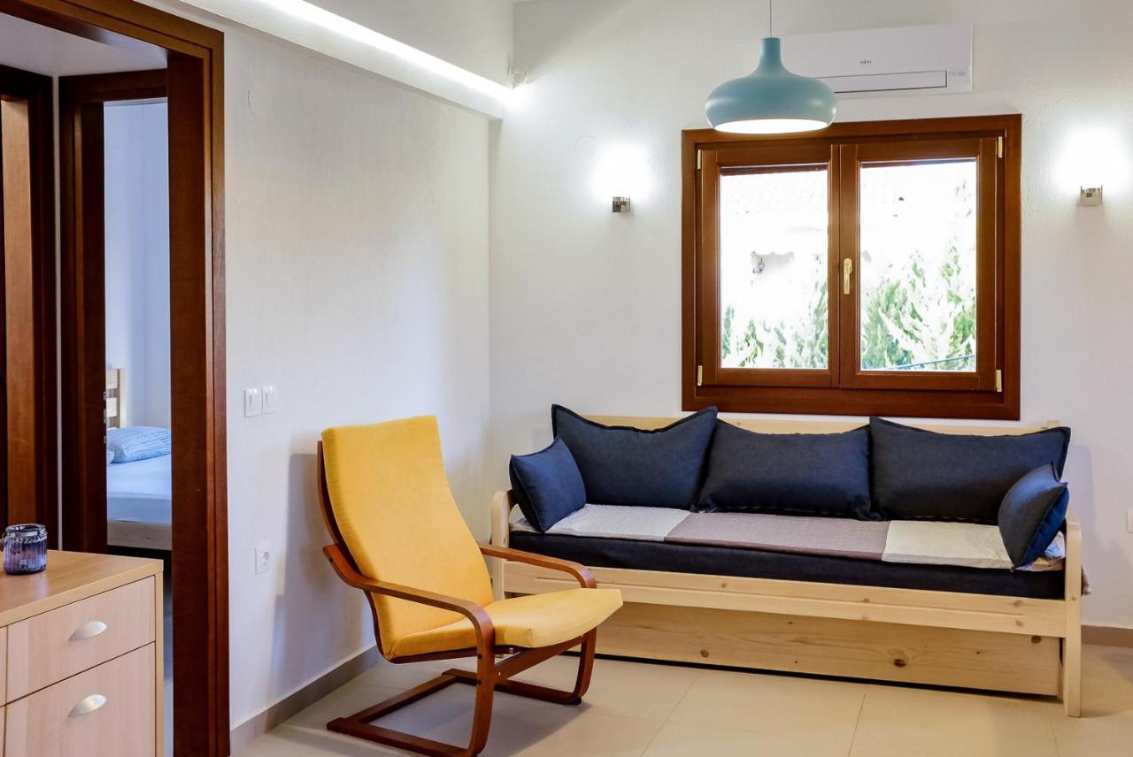 Seasidelongo Houses 1 Min From The Beach Of Nikiti Exterior foto