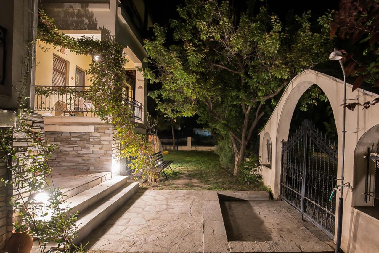 Seasidelongo Houses 1 Min From The Beach Of Nikiti Exterior foto