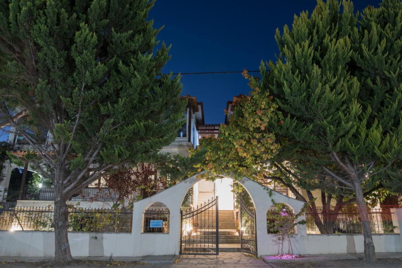 Seasidelongo Houses 1 Min From The Beach Of Nikiti Exterior foto